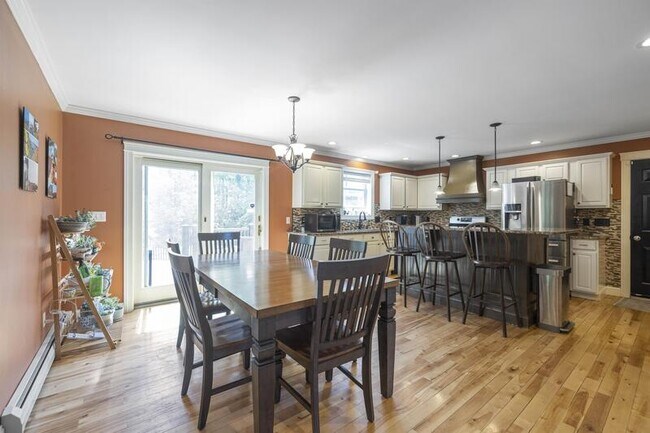 Building Photo - 398 Sam Allen Rd