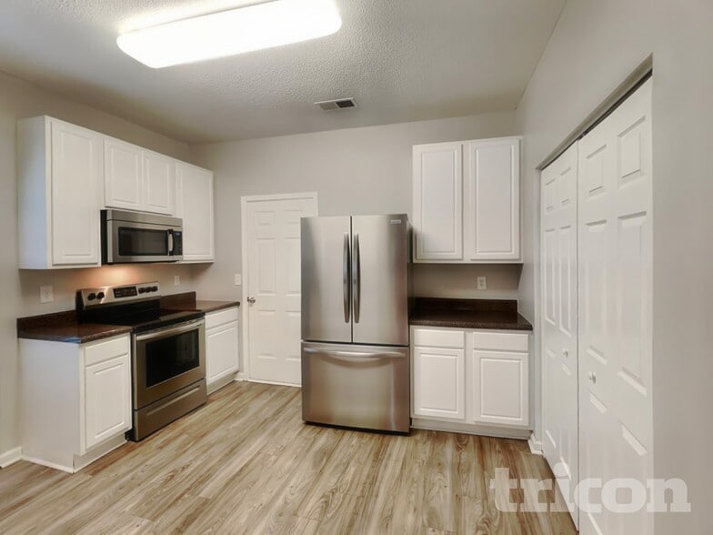 Building Photo - 158 Palmetto Park Cir