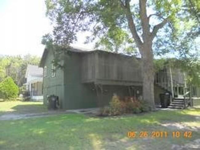 Primary Photo - 2 Bedroom Apartment