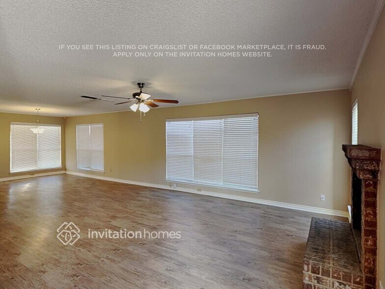 Building Photo - 4951 Shady Oak Trail