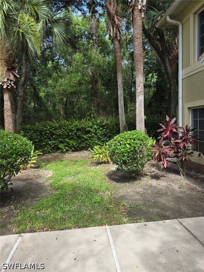 Building Photo - 9450 Ivy Brook Run