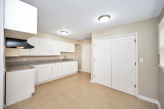 Building Photo - Incredible Value in Sylacauga – Appliances Included & Move-In Ready!