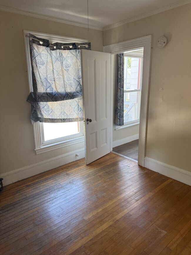 Building Photo - 1 Newhall St