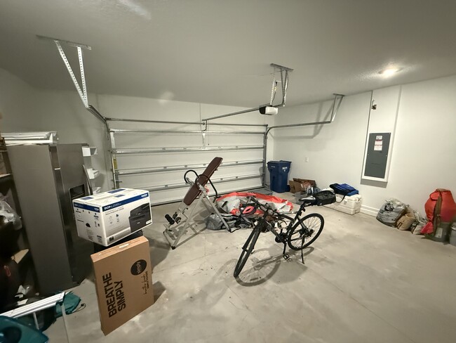 Building Photo - 12582 NW 138th Dr