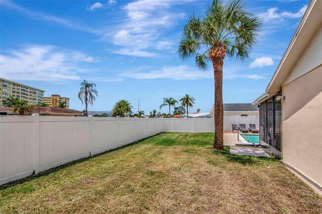 Building Photo - 4712 114th St N