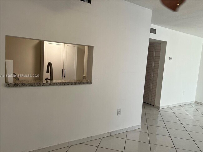 Building Photo - 11780 SW 18th St