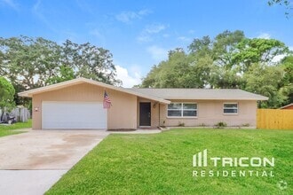 Building Photo - 92 Ventura Dr