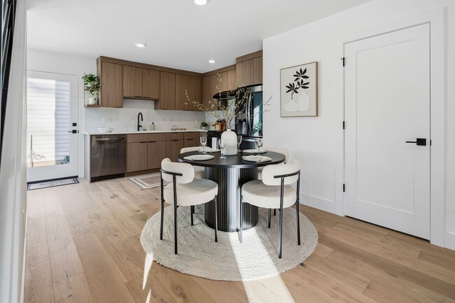 Building Photo - Modern Living in the Heart of Lake Oswego!! Stunning New 3BR 2.5BA