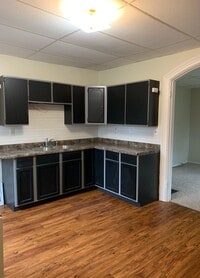 Building Photo - 617 7th Ave