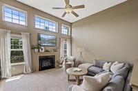 Building Photo - Spacious 3-Bedroom Townhome in Prime Savage/Prior Lake Location