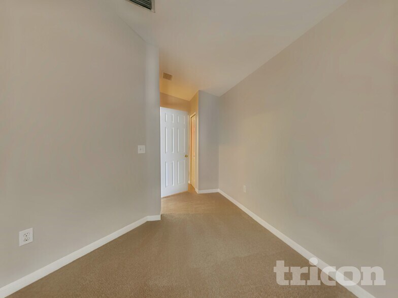 Building Photo - 12010 Hampshire Field Ct