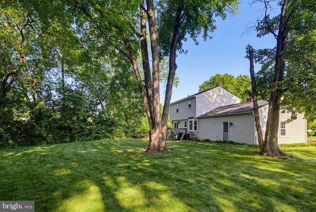 Building Photo - 18904 Blue Heron Ln