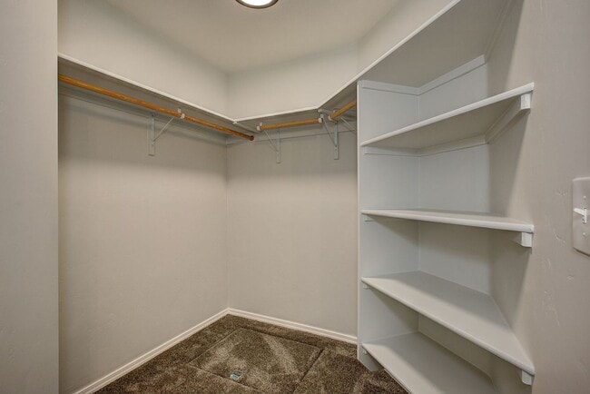 Building Photo - The 3 bedroom, 2 bedroom home also has a f...
