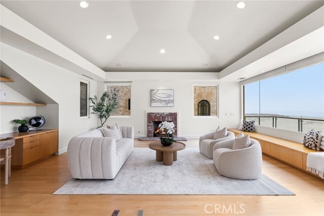 Building Photo - 1554 E Oceanfront