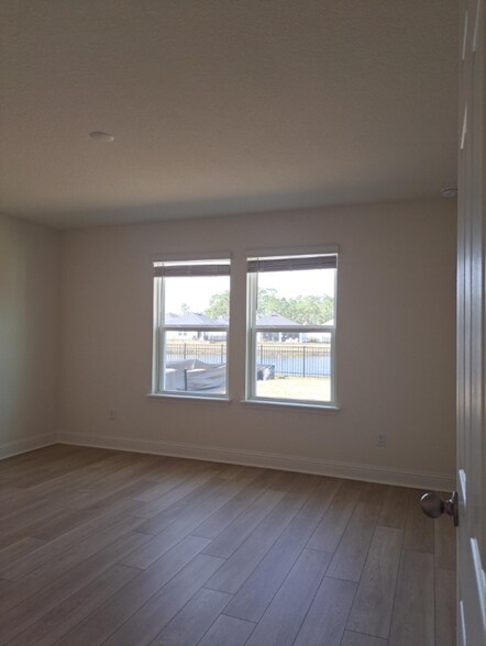 Building Photo - 59 Signet Cir