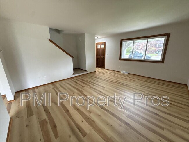 Building Photo - 8148 S 88th St