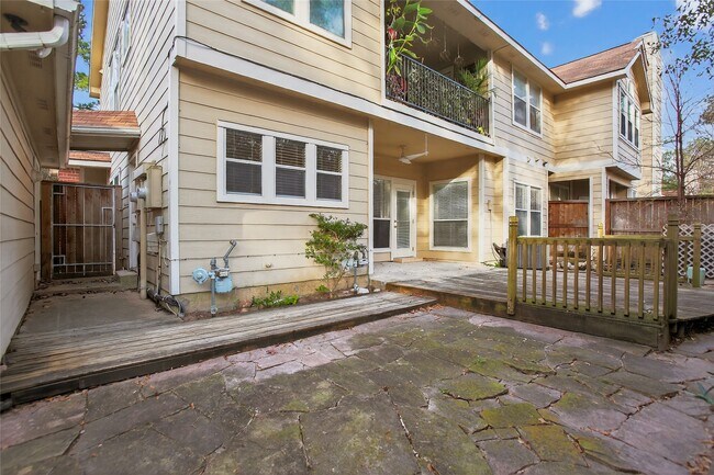 Building Photo - 15 S Avonlea Cir