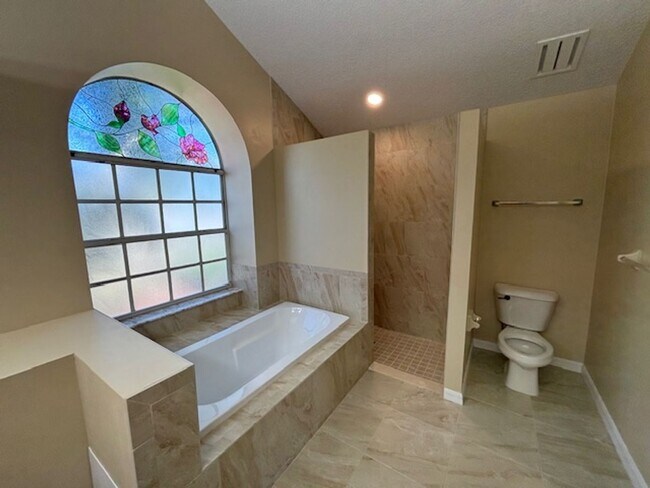 Building Photo - Pool Home in 7-Hills