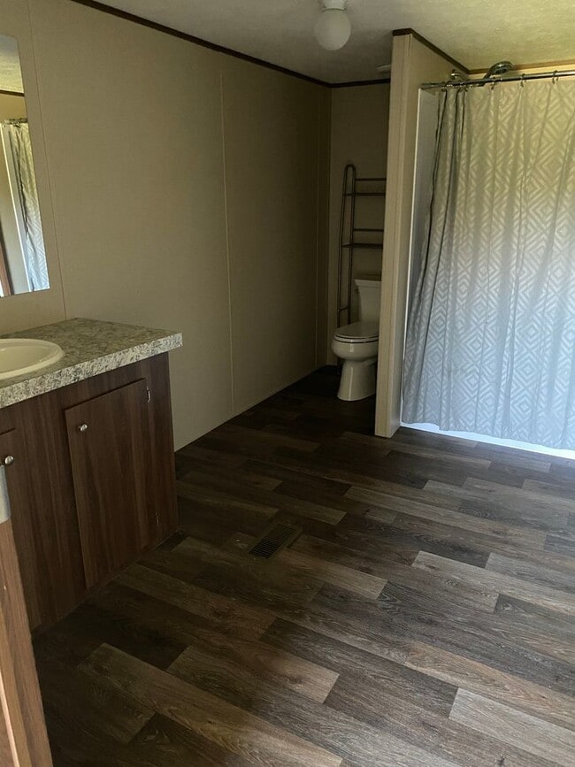 Building Photo - RANCH HOME