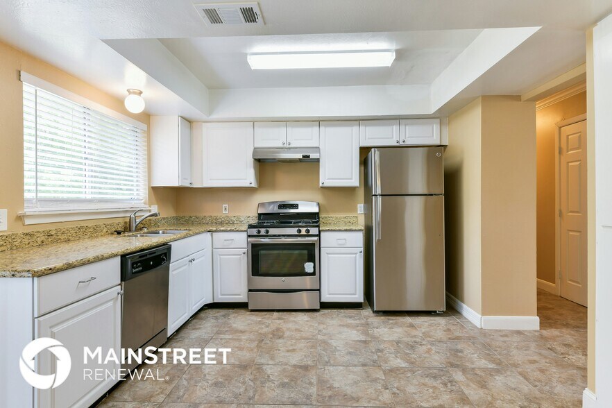 Building Photo - 12226 Barrett Brae Dr