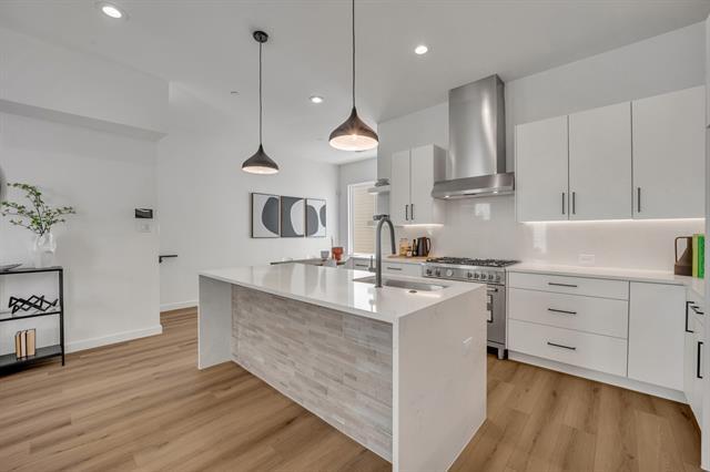 Building Photo - 3612 San Jacinto St