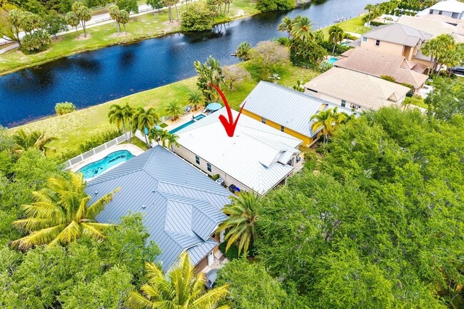 Building Photo - 494 Enfield Ct