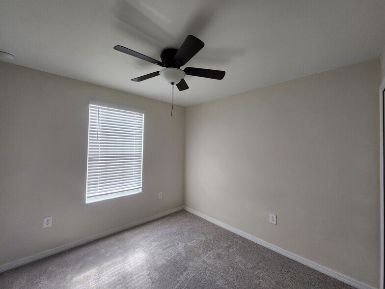Building Photo - Beautiful New Construction Spacious Home in Savannah Lakes Community