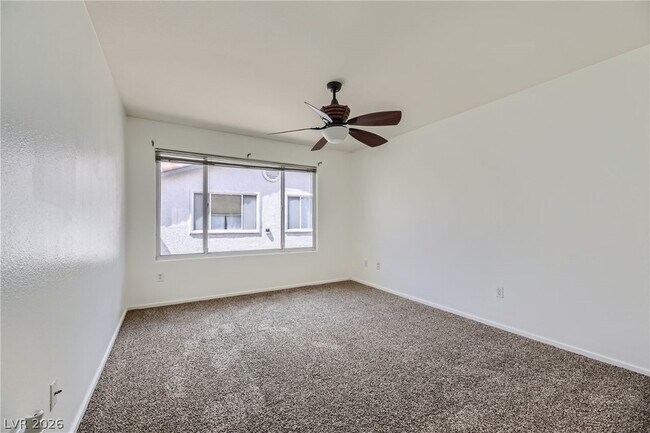 Building Photo - 3103 Key Largo Dr