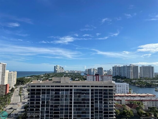 Building Photo - 1985 S Ocean Dr