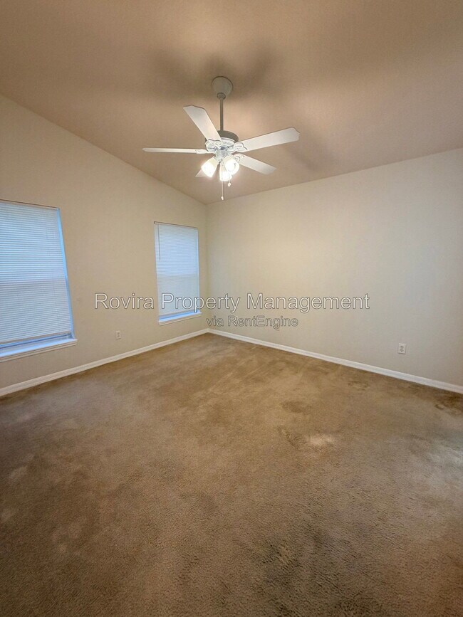 Building Photo - 175 Ridgebrook Ct