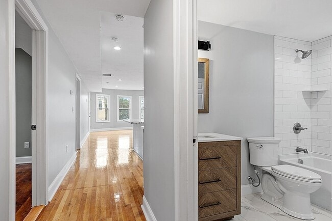 Building Photo - 79 Gage St