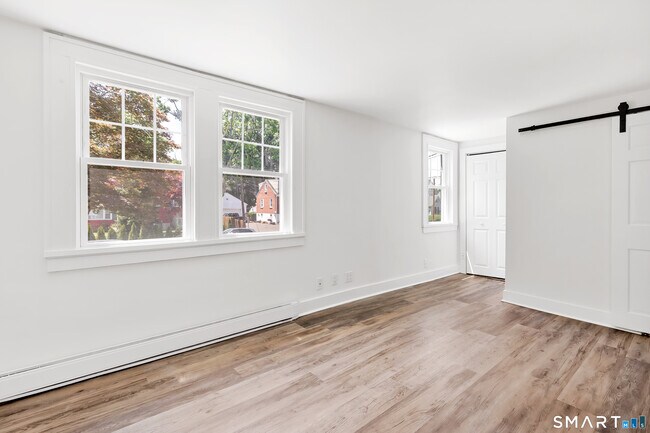 Building Photo - 41 Frisbie St
