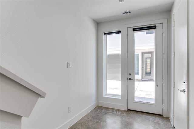 Building Photo - 5714 Lindell Ave