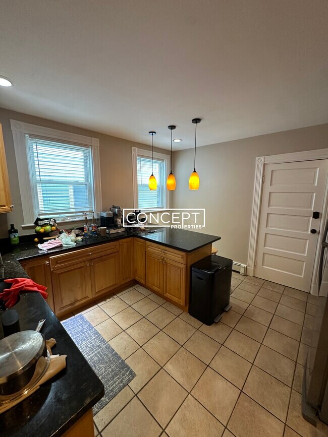 Building Photo - 66A Calumet St. Unit 2GC