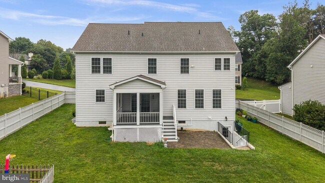 Building Photo - 945 Kayley Dr