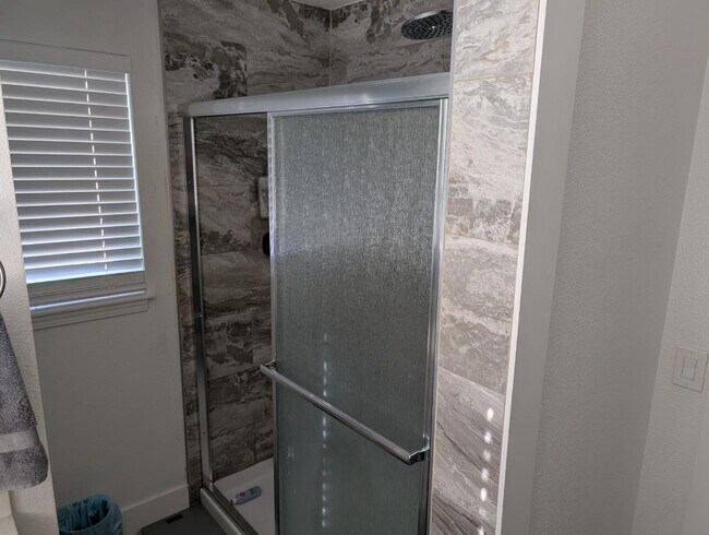 Building Photo - 1045 Washington St