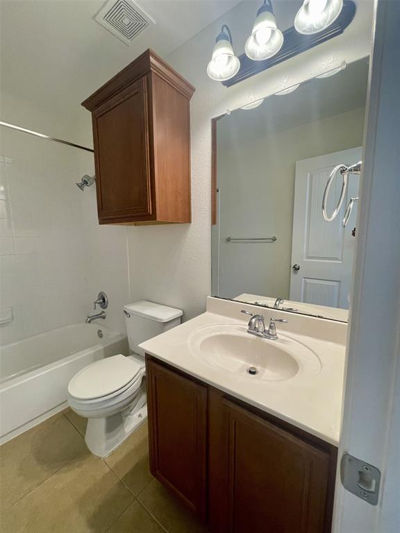 Building Photo - 8725 White Ibis Dr