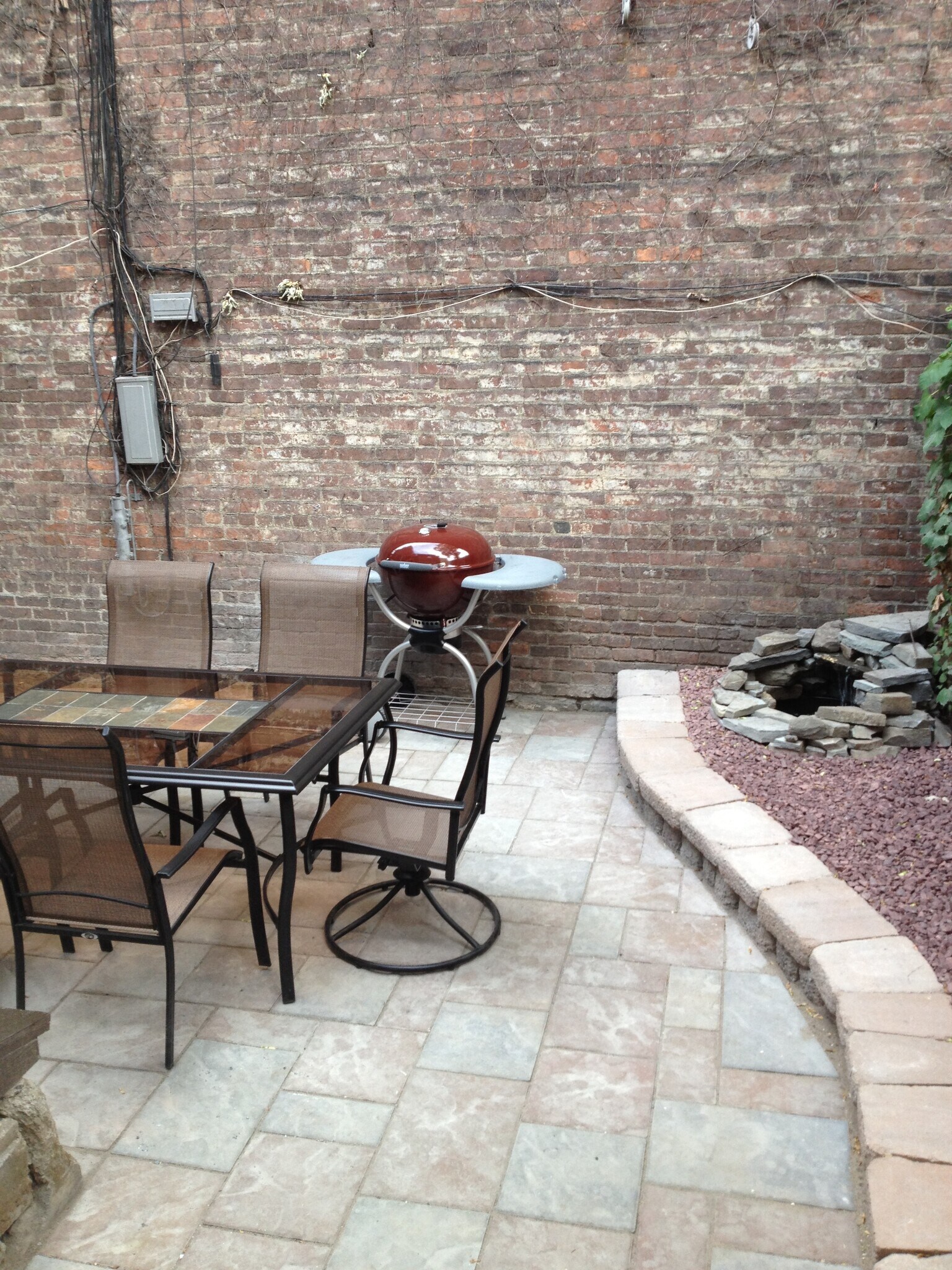 Building Photo - 376 Madison Ave