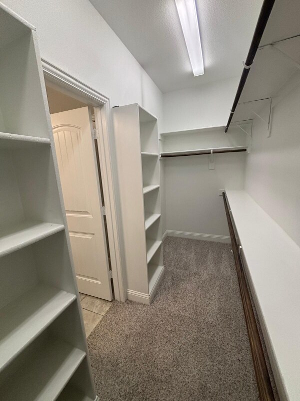 Building Photo - 6142 Rainbow Valley Pl