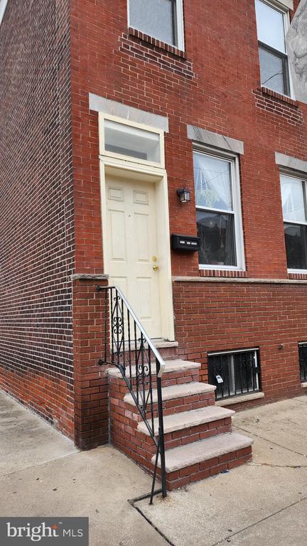 Building Photo - 1325 McKean St
