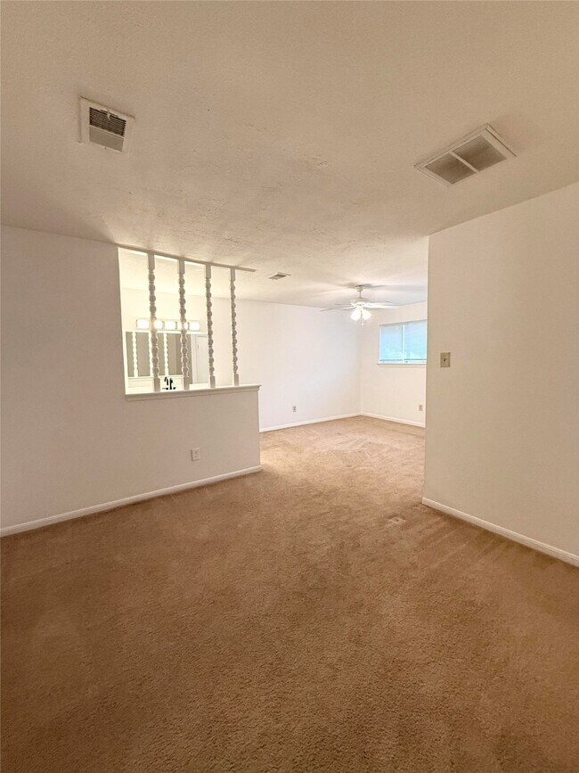 Building Photo - 2603 Shady Bayou Ln
