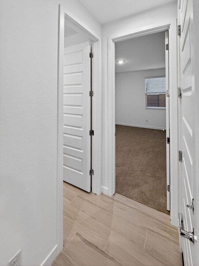 Building Photo - New Home at Wester Gardens! 4 Bedroom 3 Bathrooms!