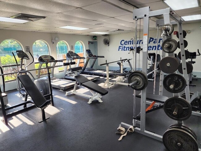 Building Photo - 3760 NW 19th St