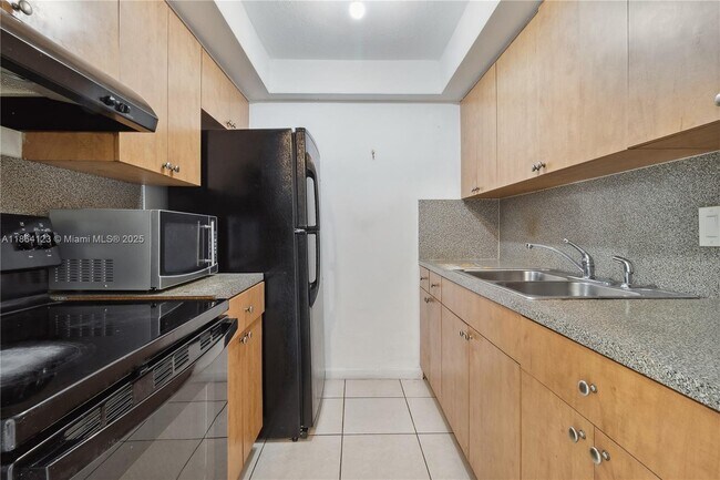 Building Photo - 7430 SW 82nd St
