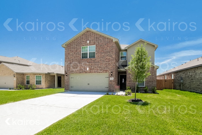 Primary Photo - 10714 Hillside Creek Dr
