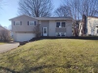 Building Photo - 440 Barrenwood Dr