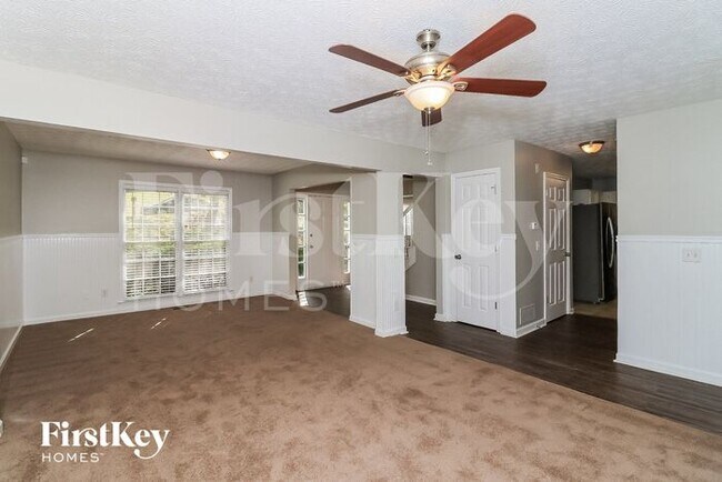 Building Photo - 2066 Arbor Forest Drive Southwest