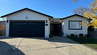 Building Photo - AVAILABLE - OPEN HOUSE Tuesday 2/25/25 fro...