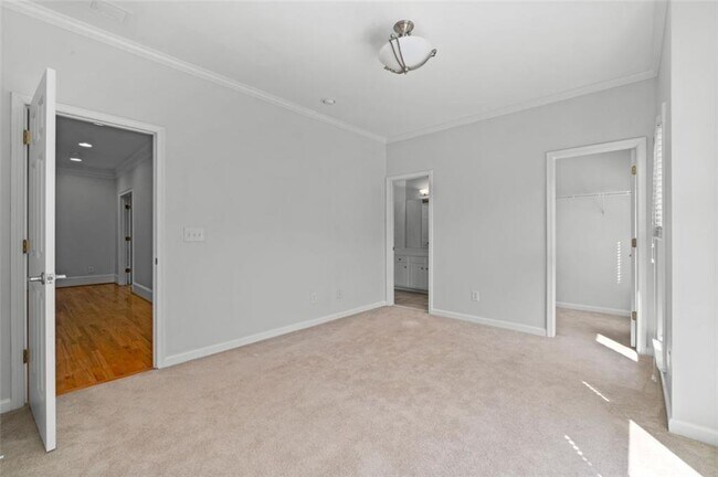 Building Photo - 6245 Spalding Dr