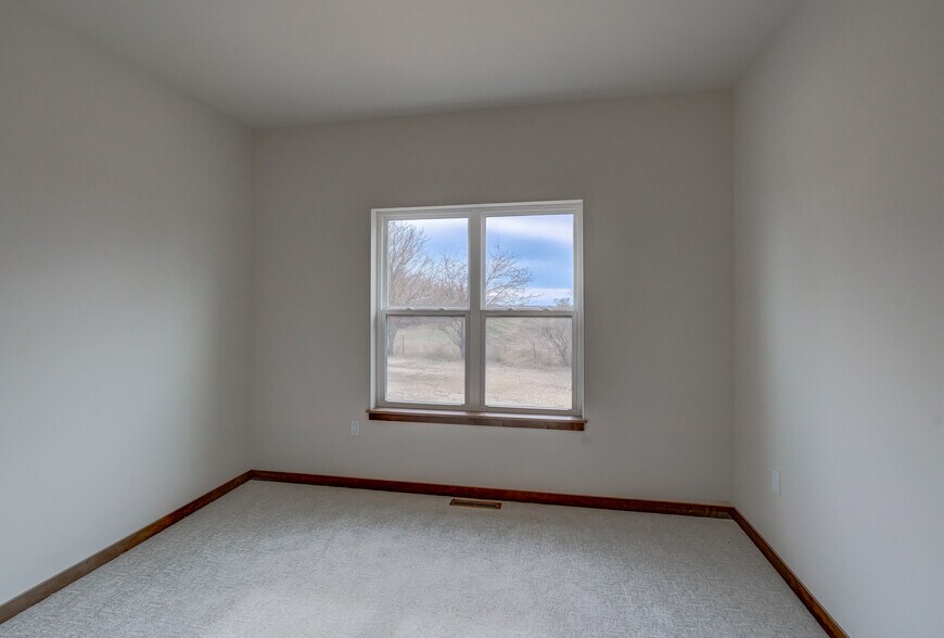Building Photo - 103 Graelyn Cir